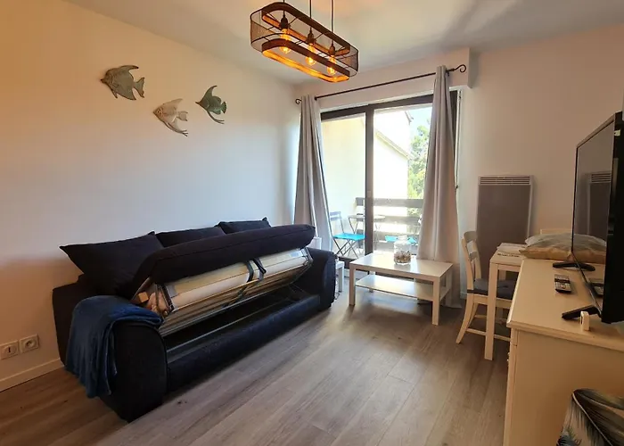 Apartment Lumineux Dans Calme Et Arboree