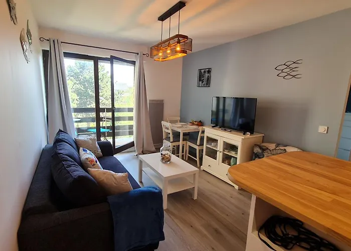 Lumineux Dans Calme Et Arboree